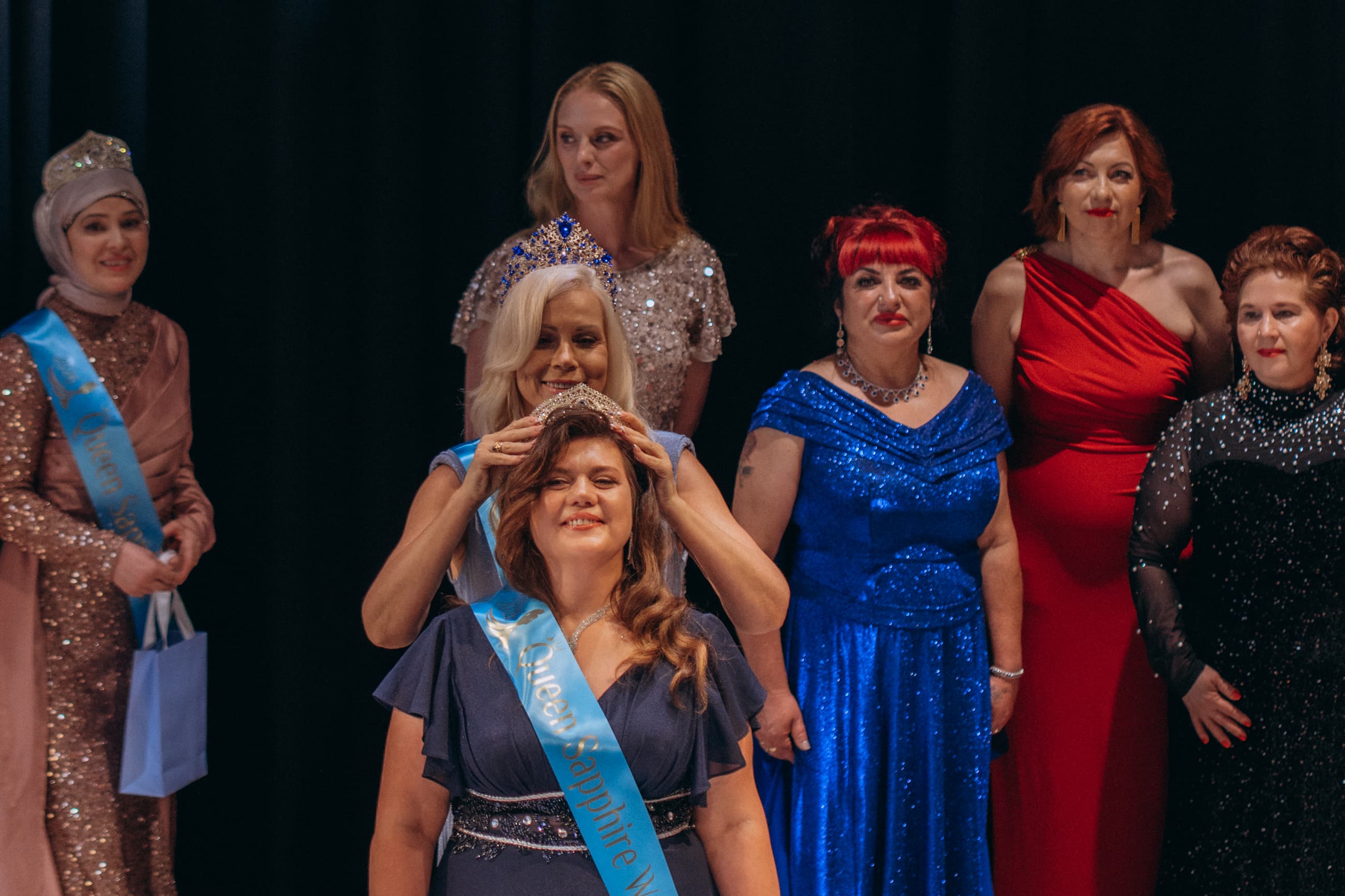 Queen Sapphire World contestants together backstage